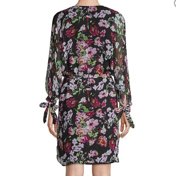 Equipment Natasha Floral Silk Shift Dress in size Small - Picture 5 of 11